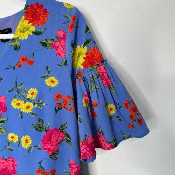 Ann Taylor Shift Dress Blue Floral Flounce Size 2 - Picture 5 of 12